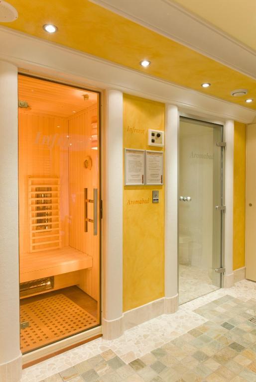 Nordwest-Hotel Бад-Цвишенан Экстерьер фото