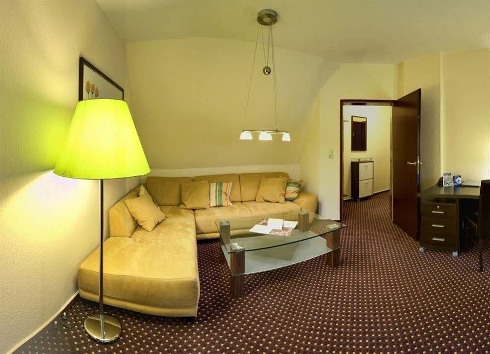 Nordwest-Hotel Бад-Цвишенан Экстерьер фото