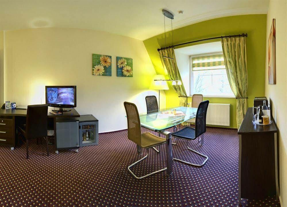 Nordwest-Hotel Бад-Цвишенан Экстерьер фото
